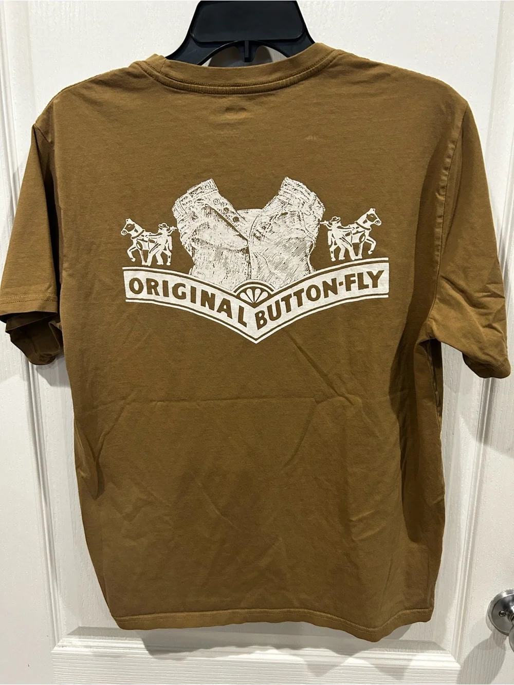 Levi’s 501 Men Medium Brown Graphic Tee